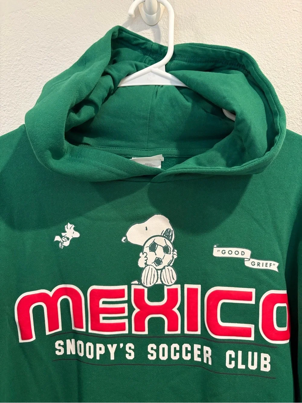 Snoopy Mexico Women’s Hoodie Juniors Size Small NWT - Picture 4 of 8